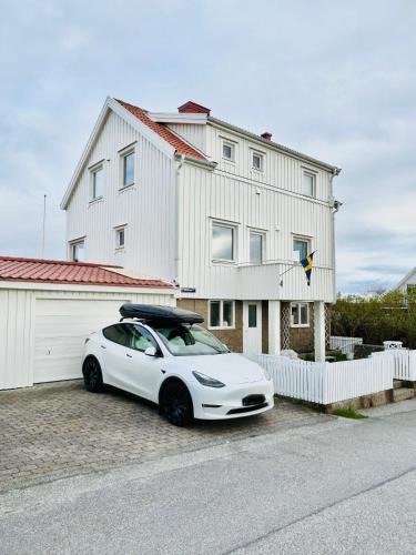 Kungshamn Villa | West coast villa with stunning ocean view !