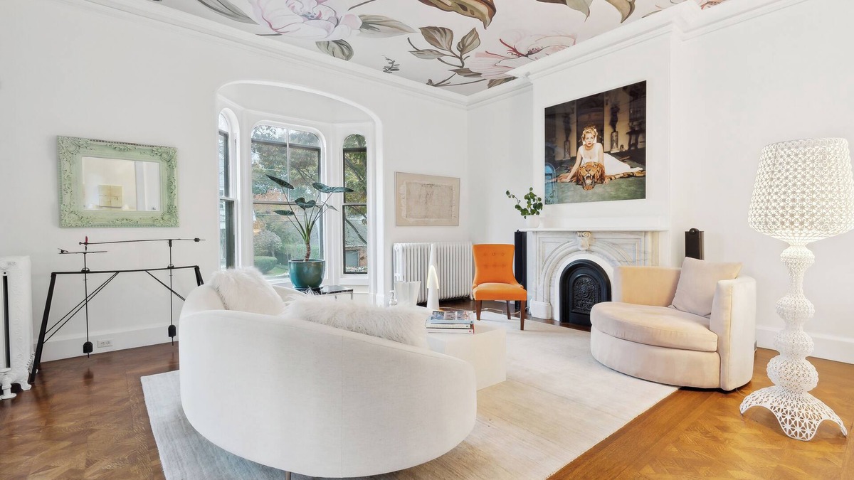 West End House | West End Chic - Chef's Kitchen, Pool Table, W/D