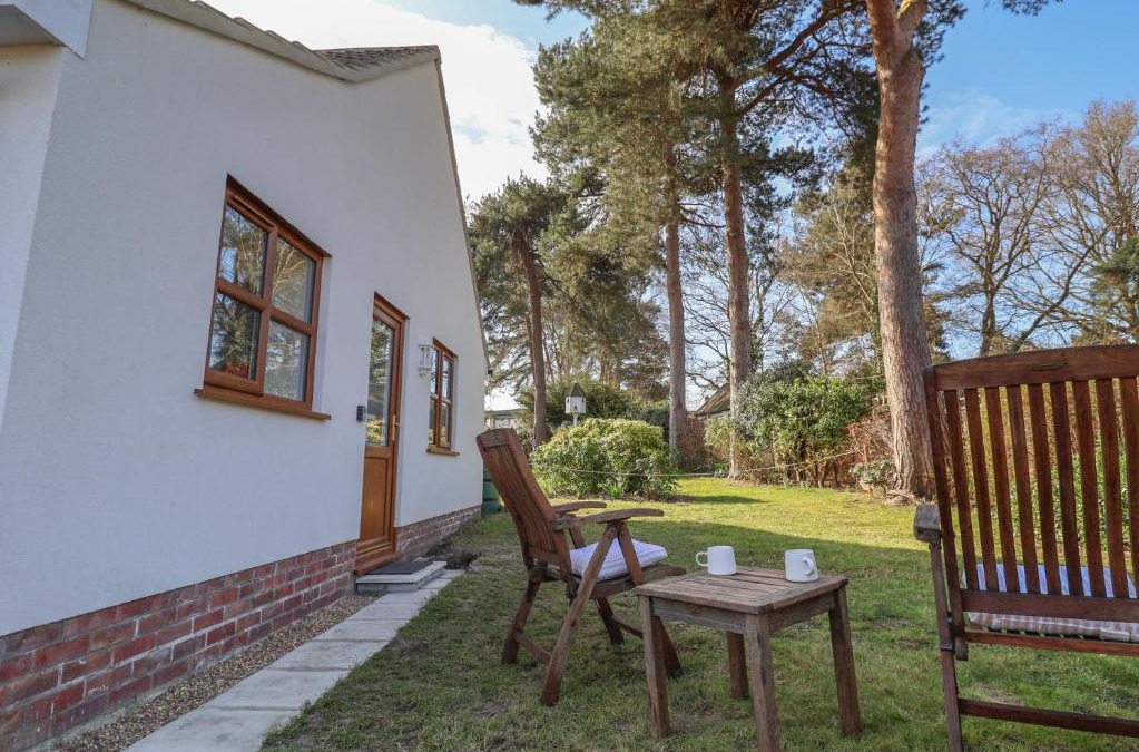 Martlesham House | West End