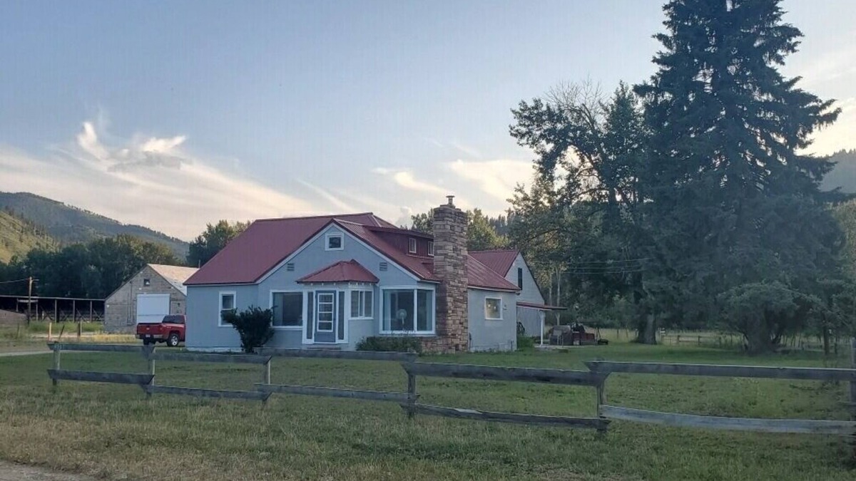 Conner House | West Fork Base Camp