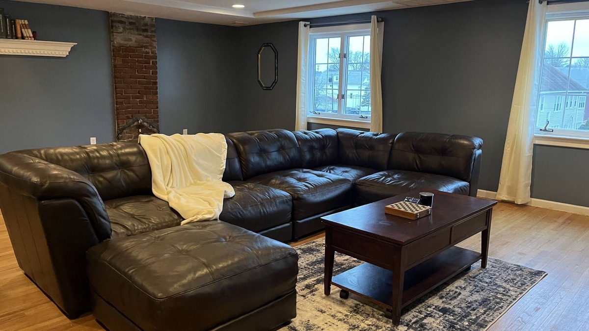 West Hartford Apartment | West Hartford Center Apartment