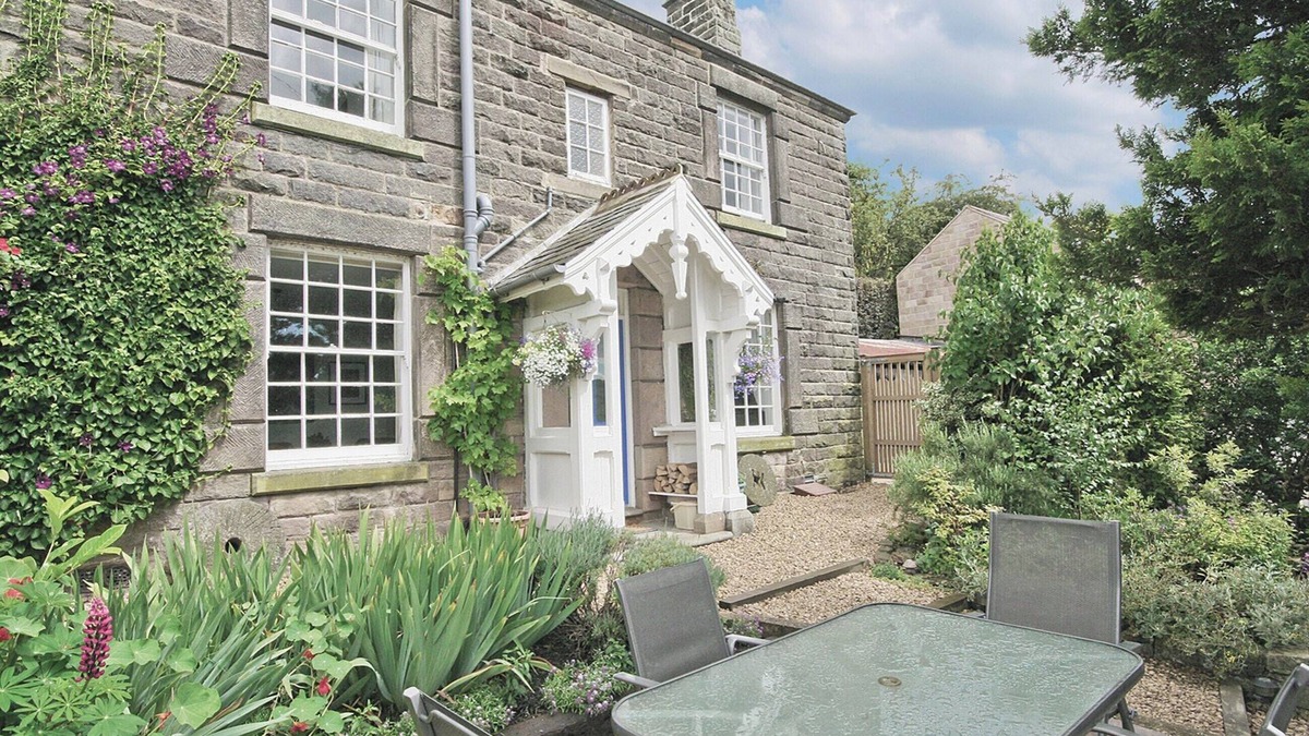 Two Dales Cottage | West View Cottage - E5386