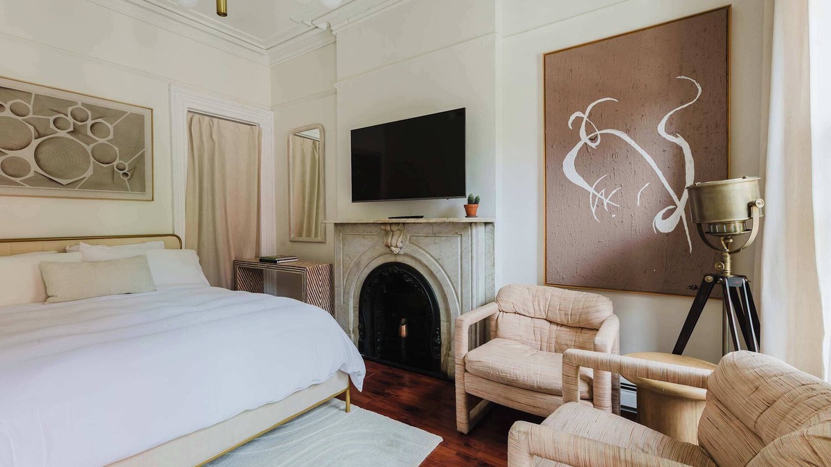 Greenwich Village Apartment | West Village Gem Summ