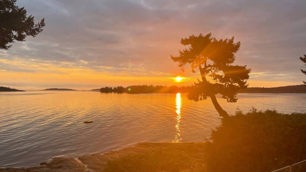 Regional District of Nanaimo Condo | Westcoast paradise beside the seann