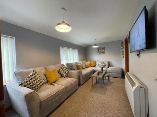 Brecon House | Westend Holiday Let 3 Brecon