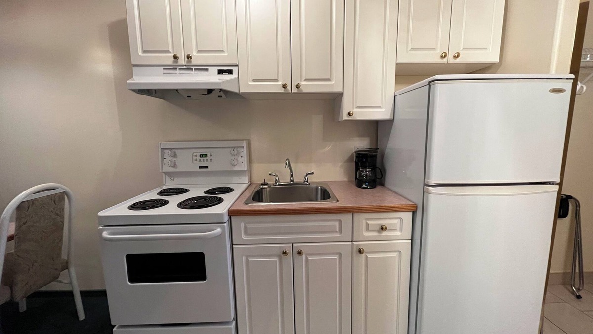 Whitecourt Apartment | Western Long Stay Whitecourt 1