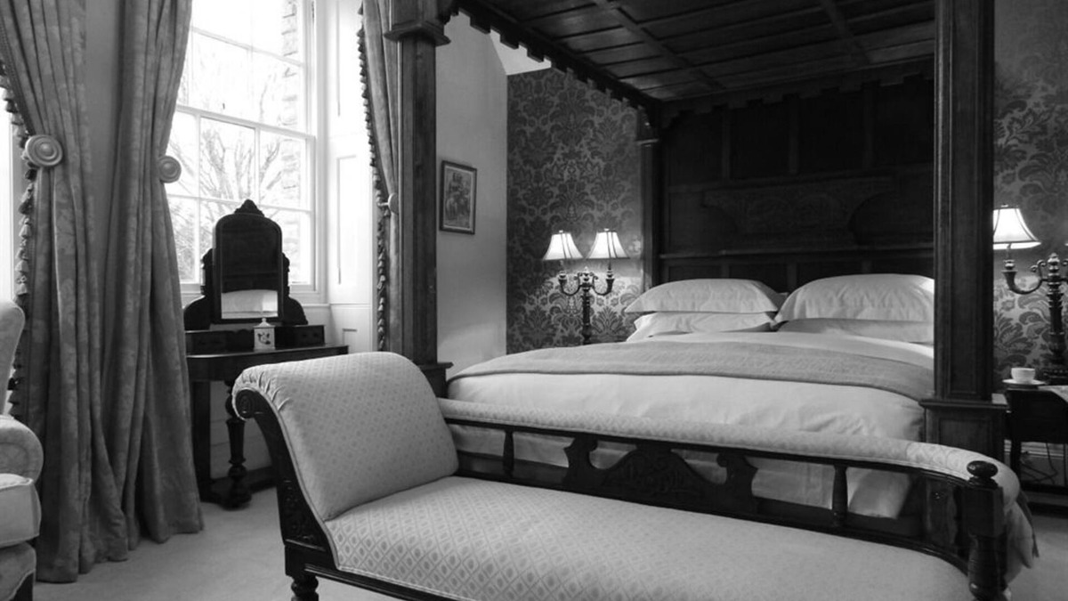 Eastgate Bed & Breakfast | Westgate Manor
