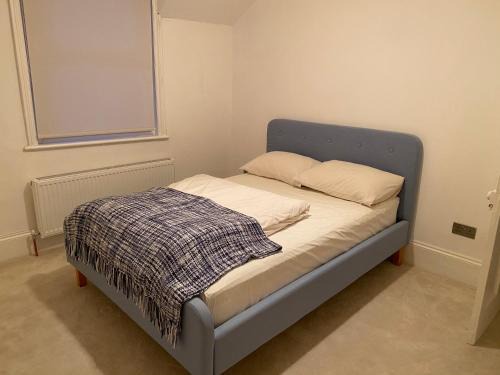 Westgate-on-Sea House | Westgate Two-Bedroom Homestay Suite