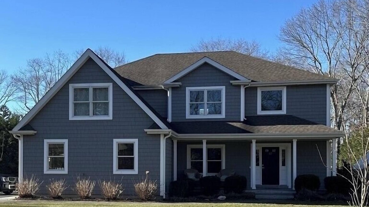Quioque House | Westhampton Beach! Close To Main Street/Beach/Heated POOL