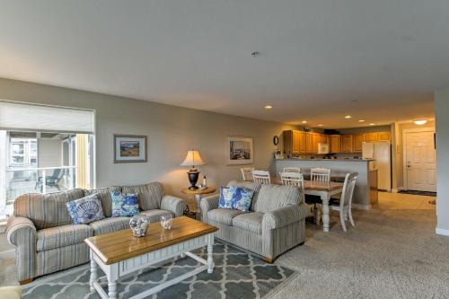 Westport Apartment | Westport Condo with Saltwater Pool Steps to Beach!