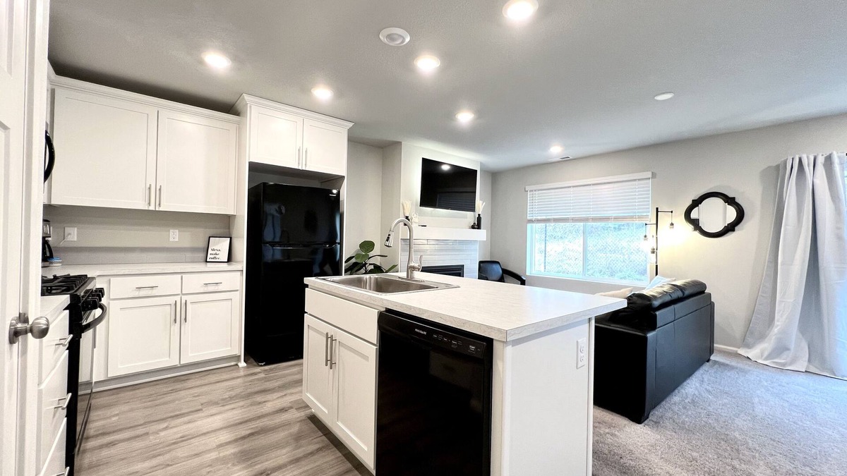 Forest Grove House | WFH Zen Den Near McMenamins