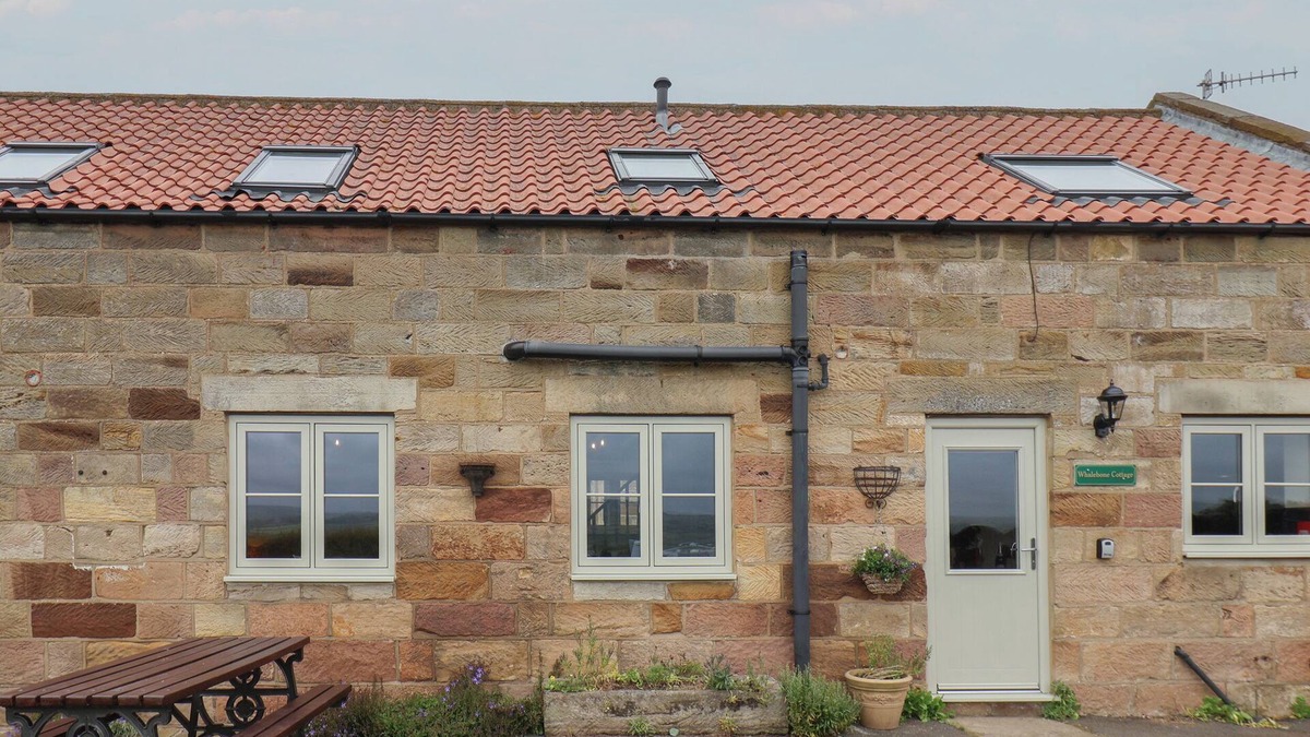 Briggswath Cottage | WHALEBONE COTTAGE AT BROADINGS FARM, pet friendly in Whitby