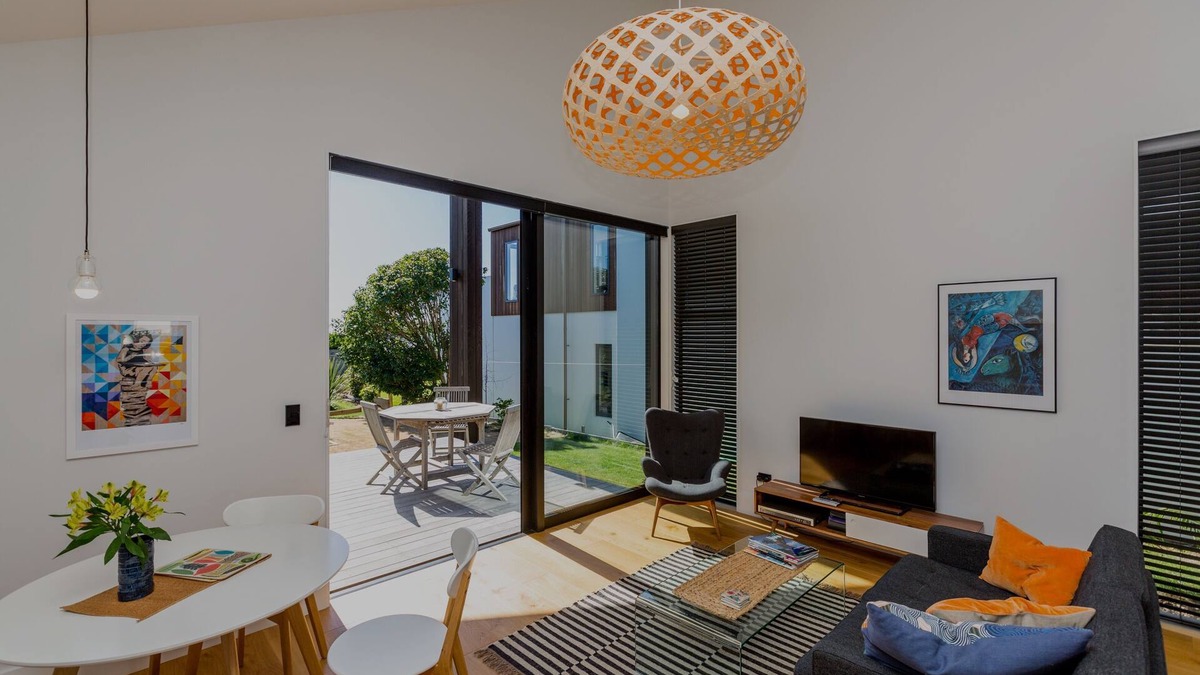 New Plymouth Apartment | Whare Hita - designer coastal city comfort