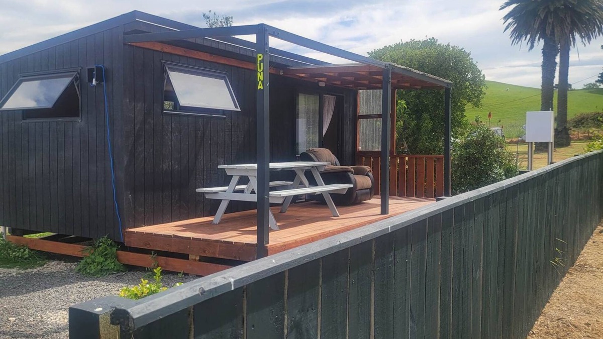 Porangahau Cabin | Whare Puna @ Piri's Pa
