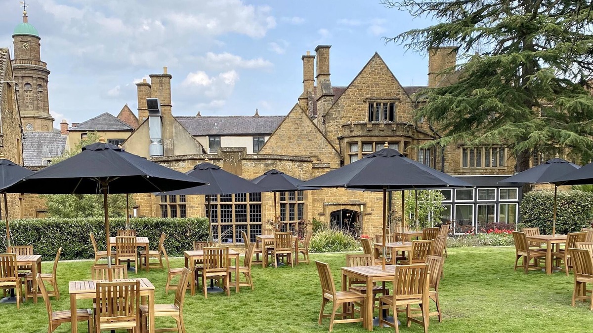 Banbury Hotel | Whately Hall