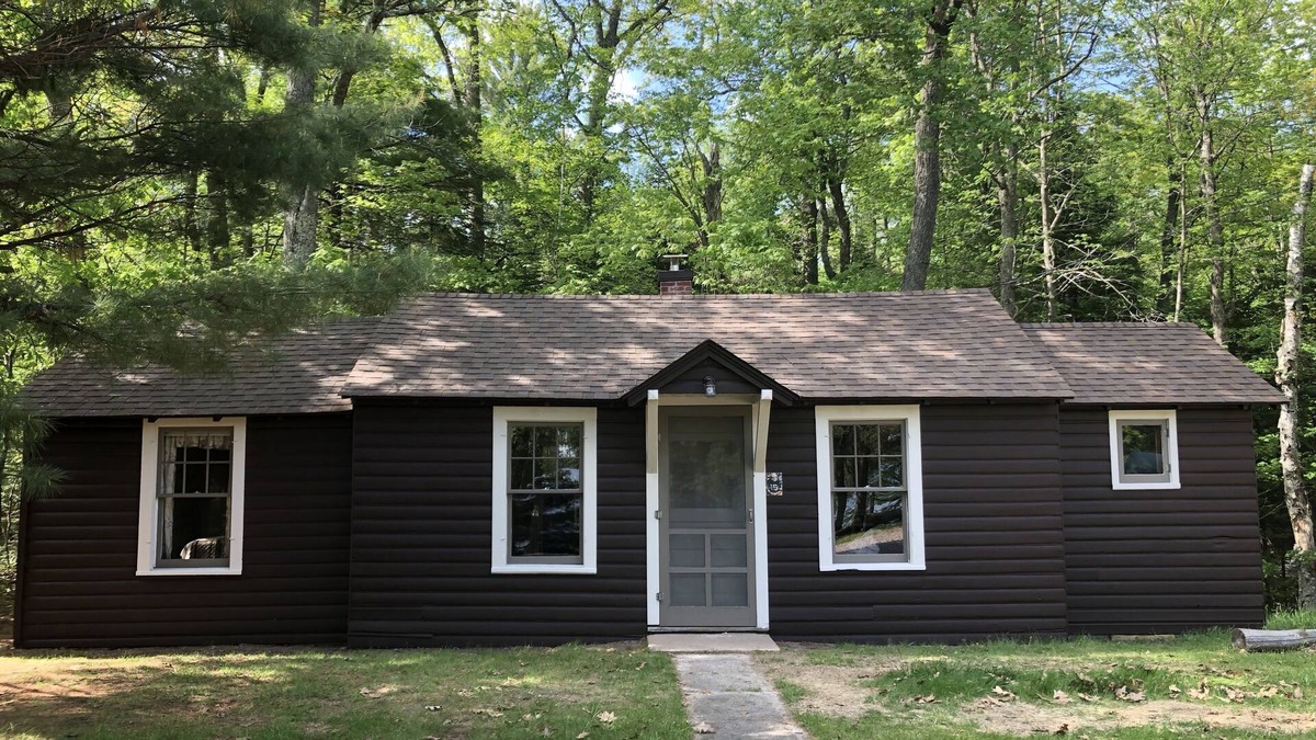 St Germain Cottage | Where eagles soar, the sun sets low and the deer are friendly.