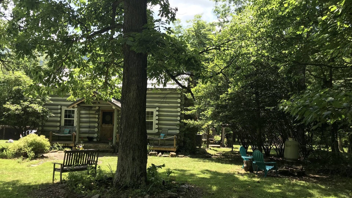 Rocky Gap Cabin | Where Rustic meets Romantic.