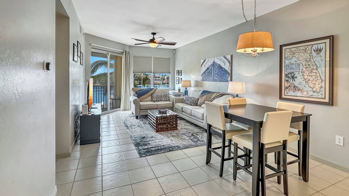 Burnt Store Marina Condo | Where the Wild Things Are - Watch the Manatee right off the Lanai!