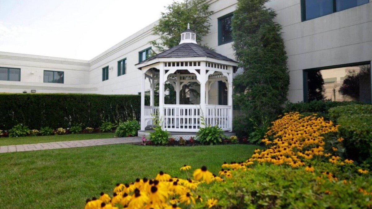 Plainview House | Whether working or relaxing, our room is the perfect place to revive and stay!
