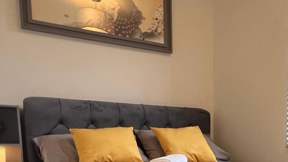 Worcester Apartment | WhiskAwayStays - Foregate Street - Apartment 1