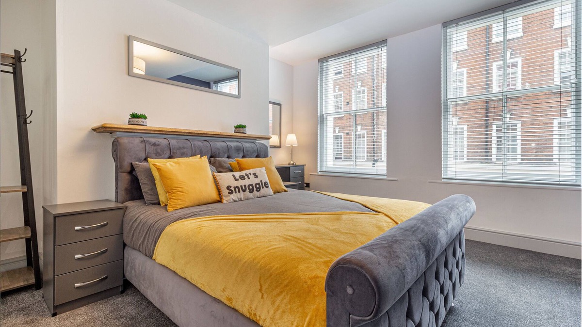 Worcester Apartment | WhiskAwayStays - Foregate Street - Apartment 2