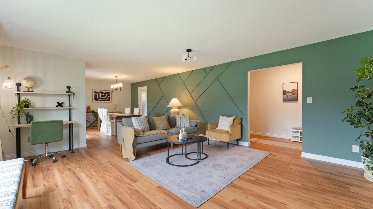Vancouver House | Whisper Hidden Nest 1Level 1310 SQFT 2Br2Ba Courtyard