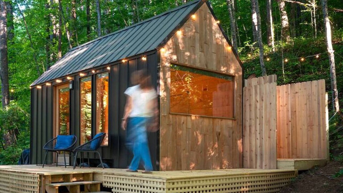 Sylva House | "Whisper Woods" Resort | cozy, has sauna, near BRP
