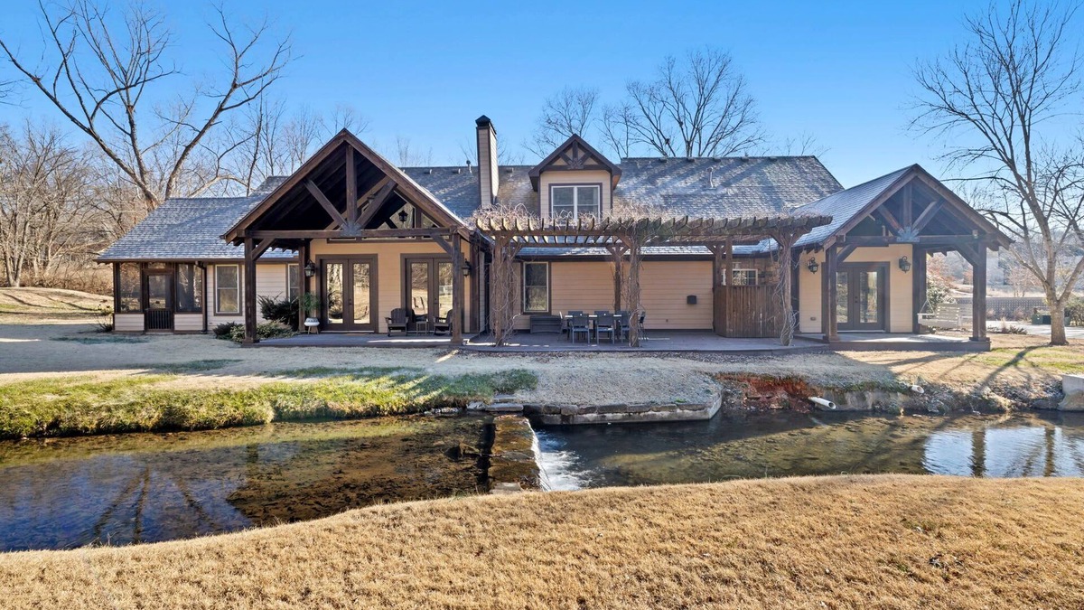 Springdale House | Whispering Brook-Outdoor oasis w/stream-Sleeps 16