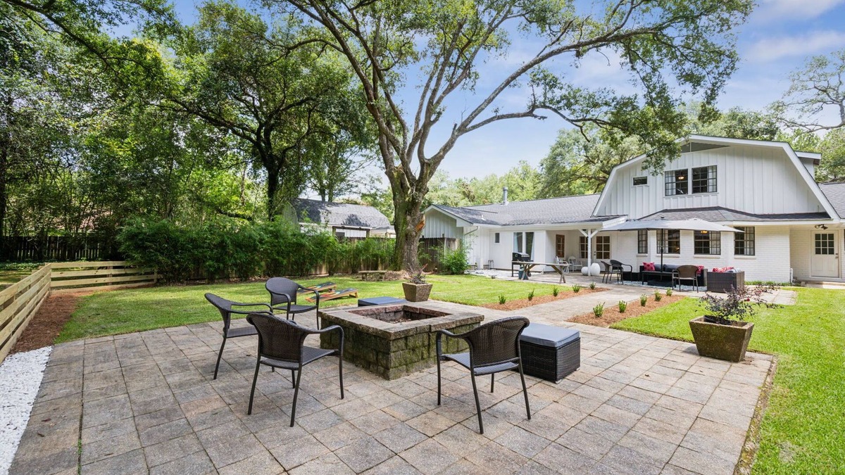 Covington House | "Whispering Oaks" Enjoy this 4-bedroom home with HUGE backyard