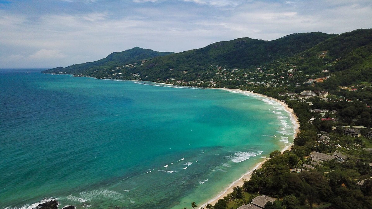 Beau Vallon Apartment | Whispering Palms Self Catering Apartment - Adults Only