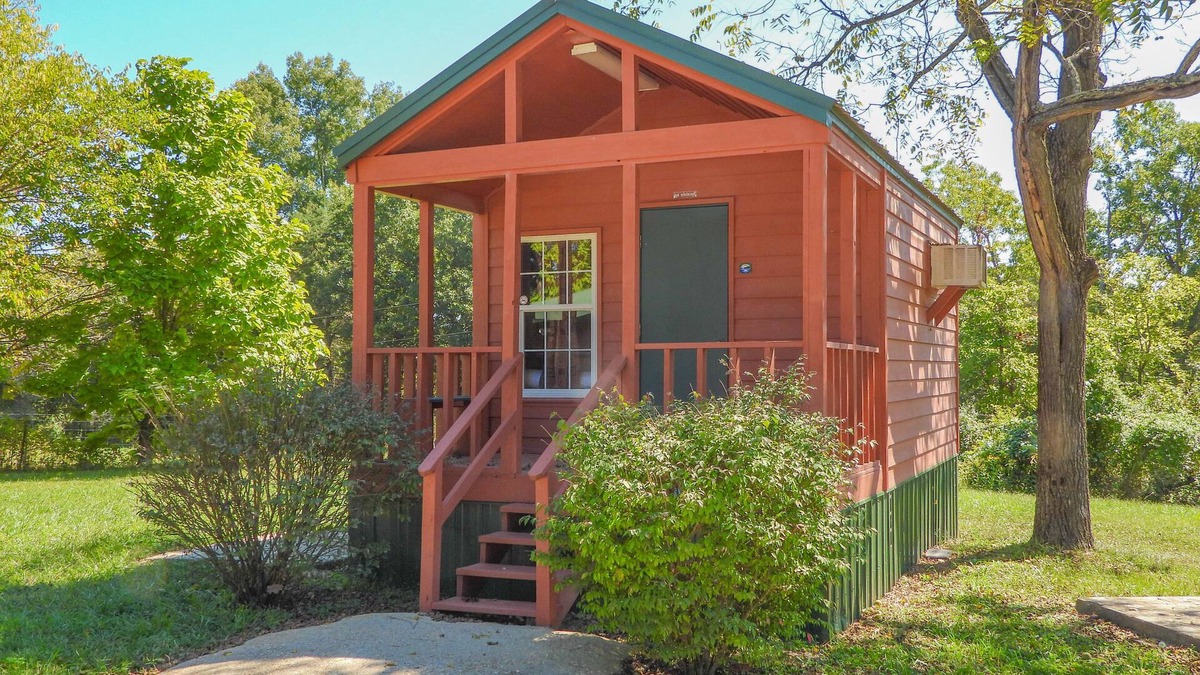Leasburg Cabin | Whispering Pines #1 Kozy Kabin