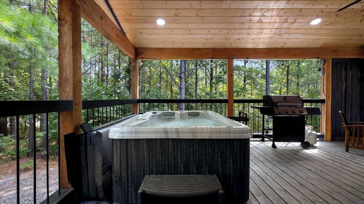 Pickens Cabin | Whispering Retreat Sleeps 4