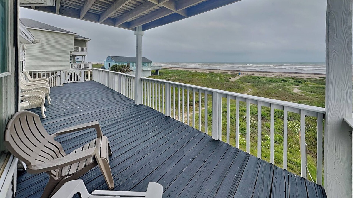 Terramar Beach House | Whispering Sands Beachfront | Community Pool