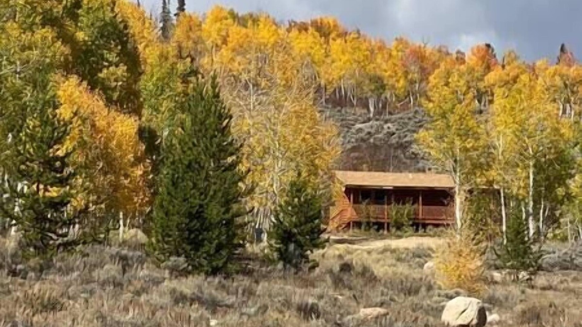 Walden House | Whistle Pig Retreat @ 22 West