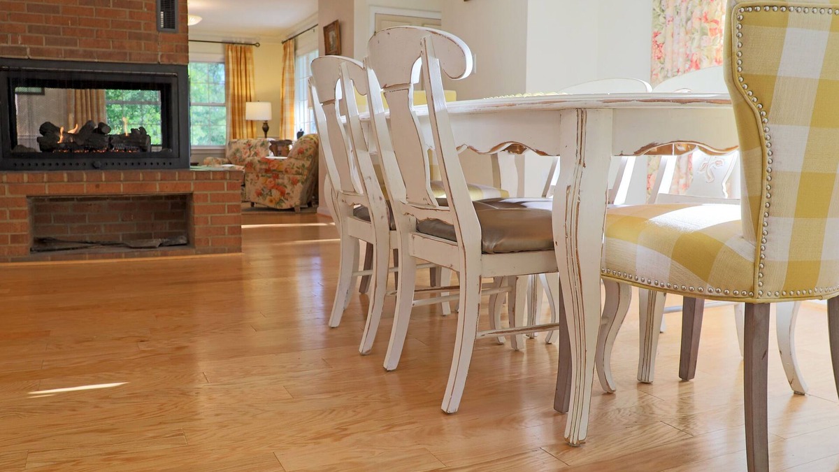 Keeling House | Whistling Hill, 3.5 Miles from VIR