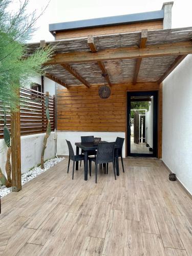 Torre Squillace House | White Apartment Salento
