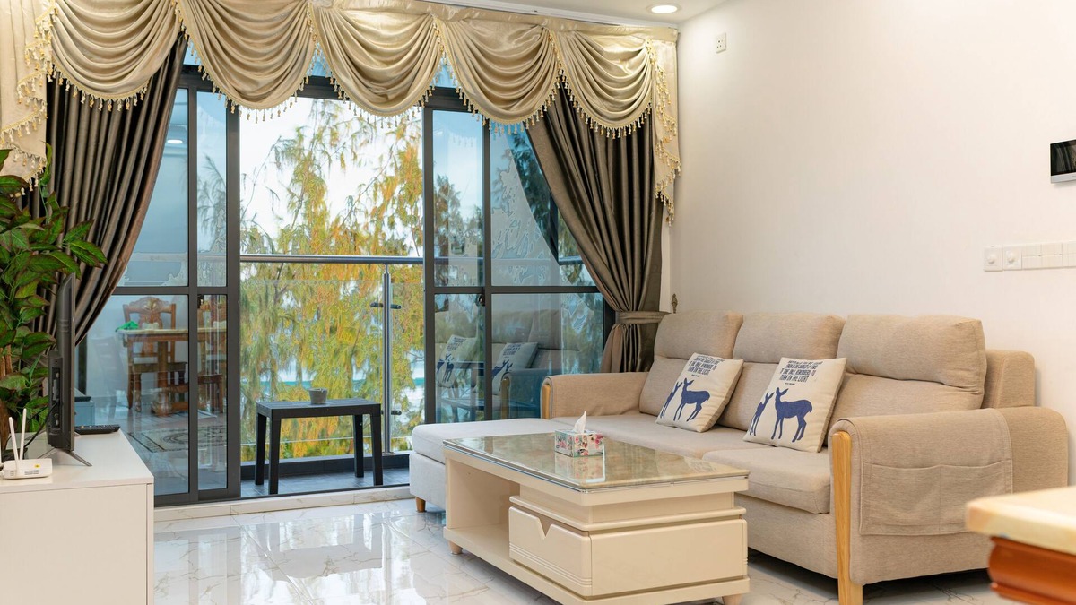 Hulhumale House | White Beach Holiday