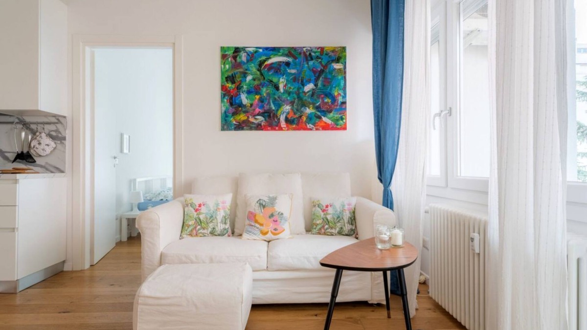 Trionfale Apartment | White Candle, Elegant Flat Close to Gemelli and City Center