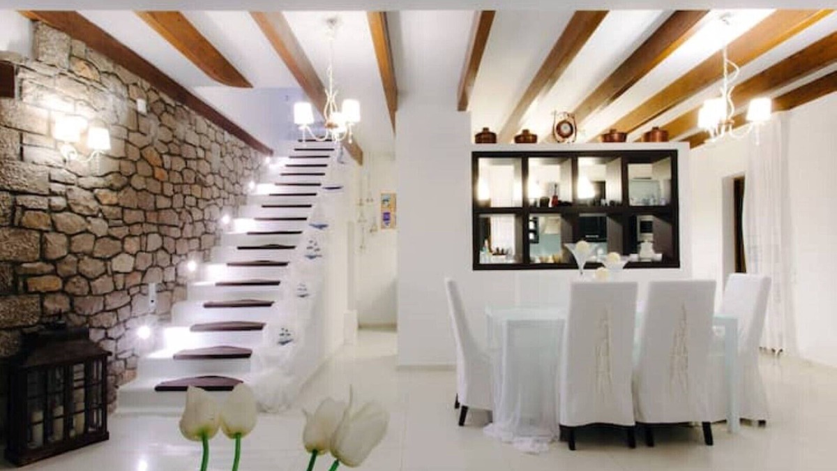 Molos-Agios Konstantinos Villa | White Diamond Villa with pool and sea view!