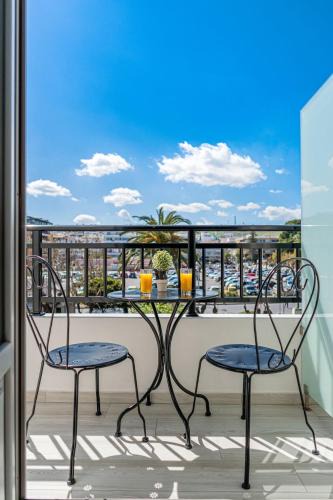 Old Town Rethymnon Apartment | White&Gray Apartment