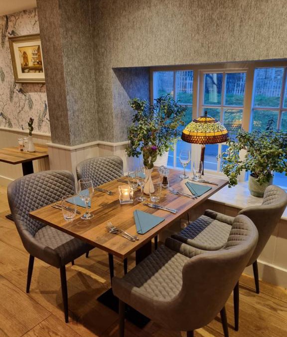 Stoke Albany Hotel | White Horse Inn & Restaurant