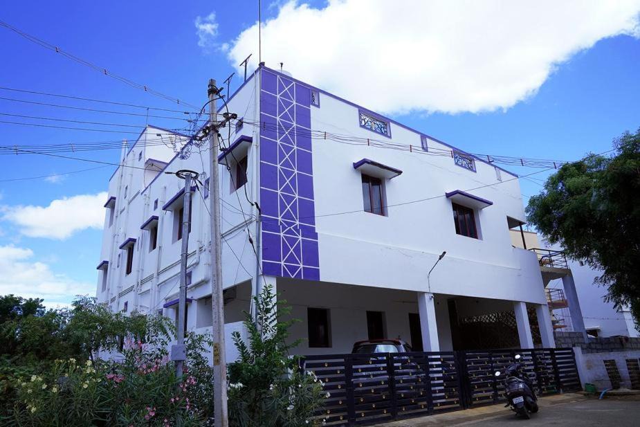 Coimbatore Apartment | WHITE HOUSE - 3BHK Elite Apartment