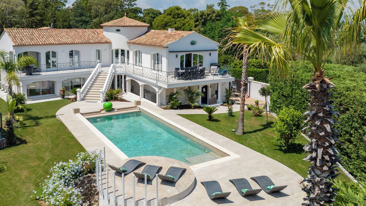 Cap-d'Antibes Villa | WHITE HOUSE CAP ANTIBES