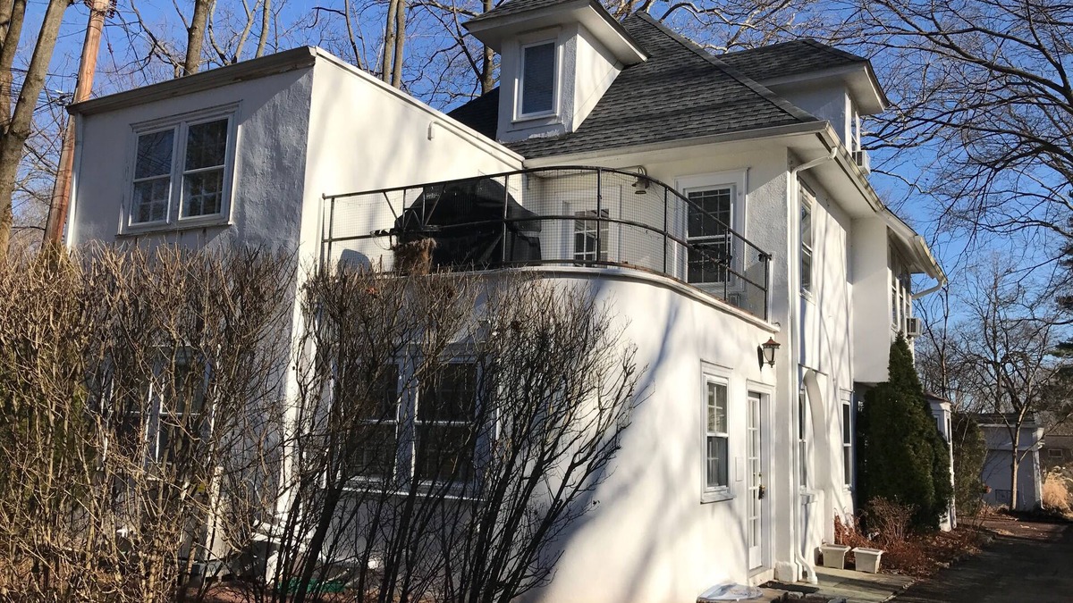 Princeton House | White House First-Floor Condo w/parking