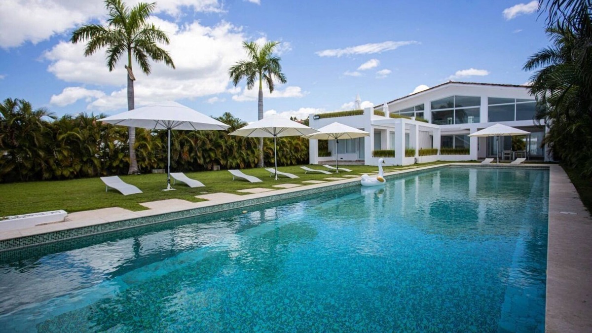 El Palmar Villa | WHITE HOUSE LUXURY HOSPITALITY