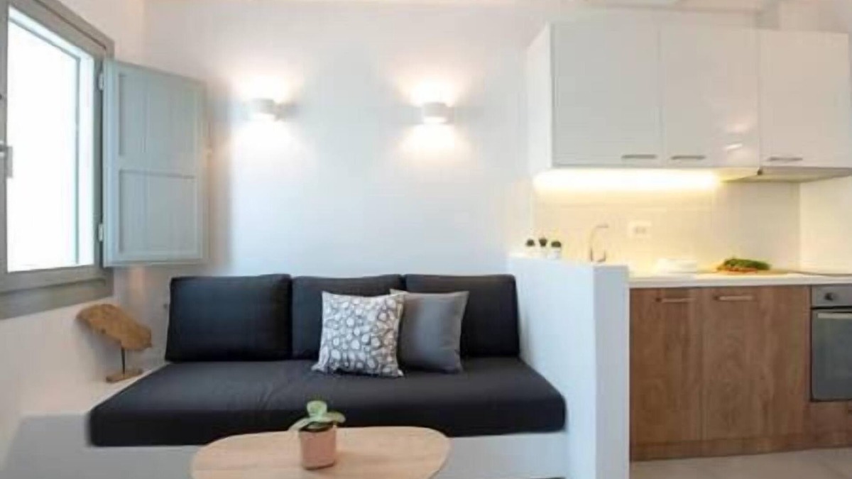 Messaria Apartment | White Orchid Suites | 4 | Private Hot Tub