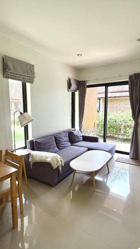 Chaloklum House | White Pearl 2BR Beachfront House Malibu Seaview