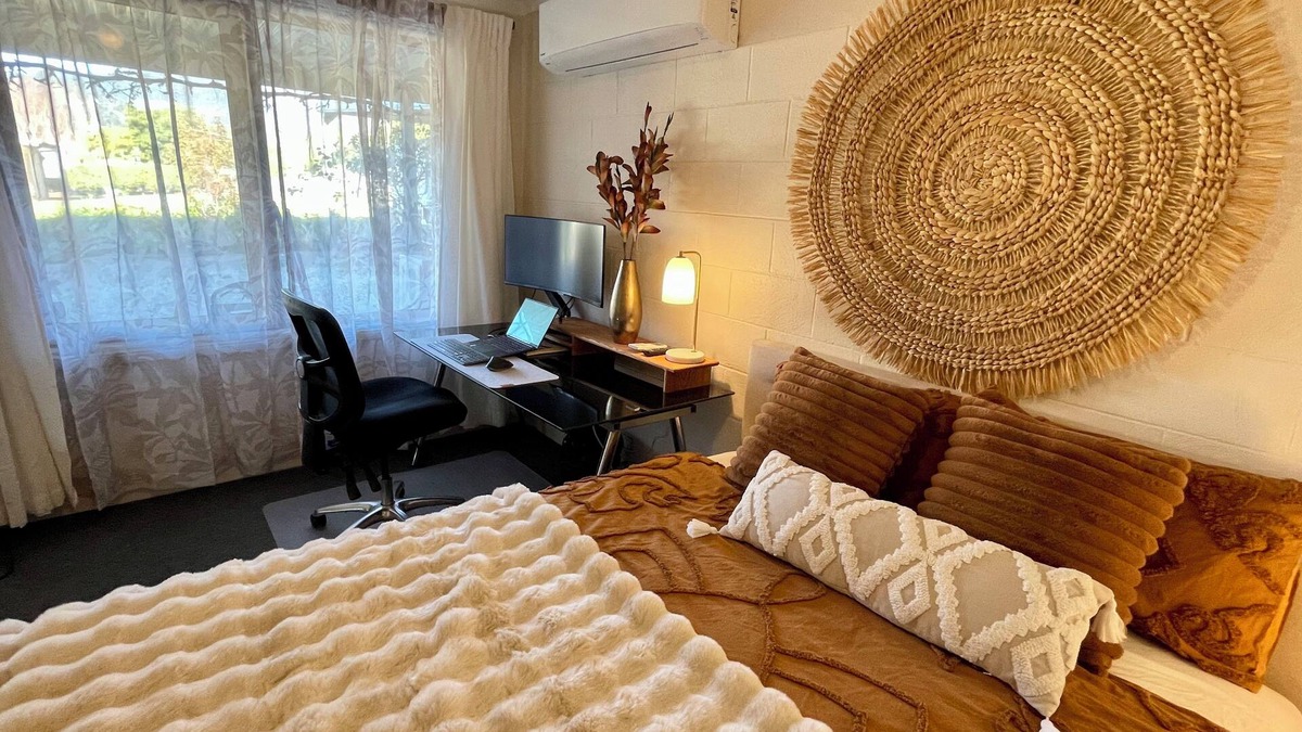 Tawonga South Apartment | White Rabbit Guest House, Mount Beauty/Tawonga South, Victoria. 35min to Snow