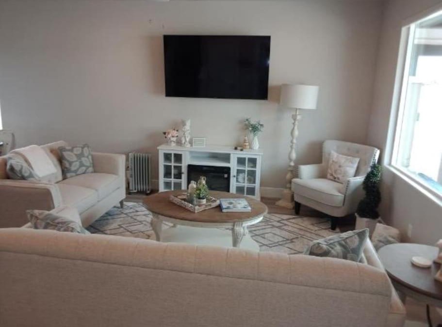 Washington County Villa | White Rocks-4beds, 3bath,hot tub