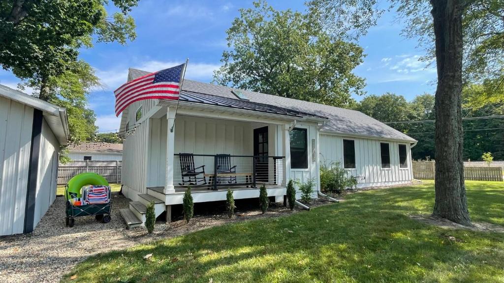 Union Pier House | White Sands